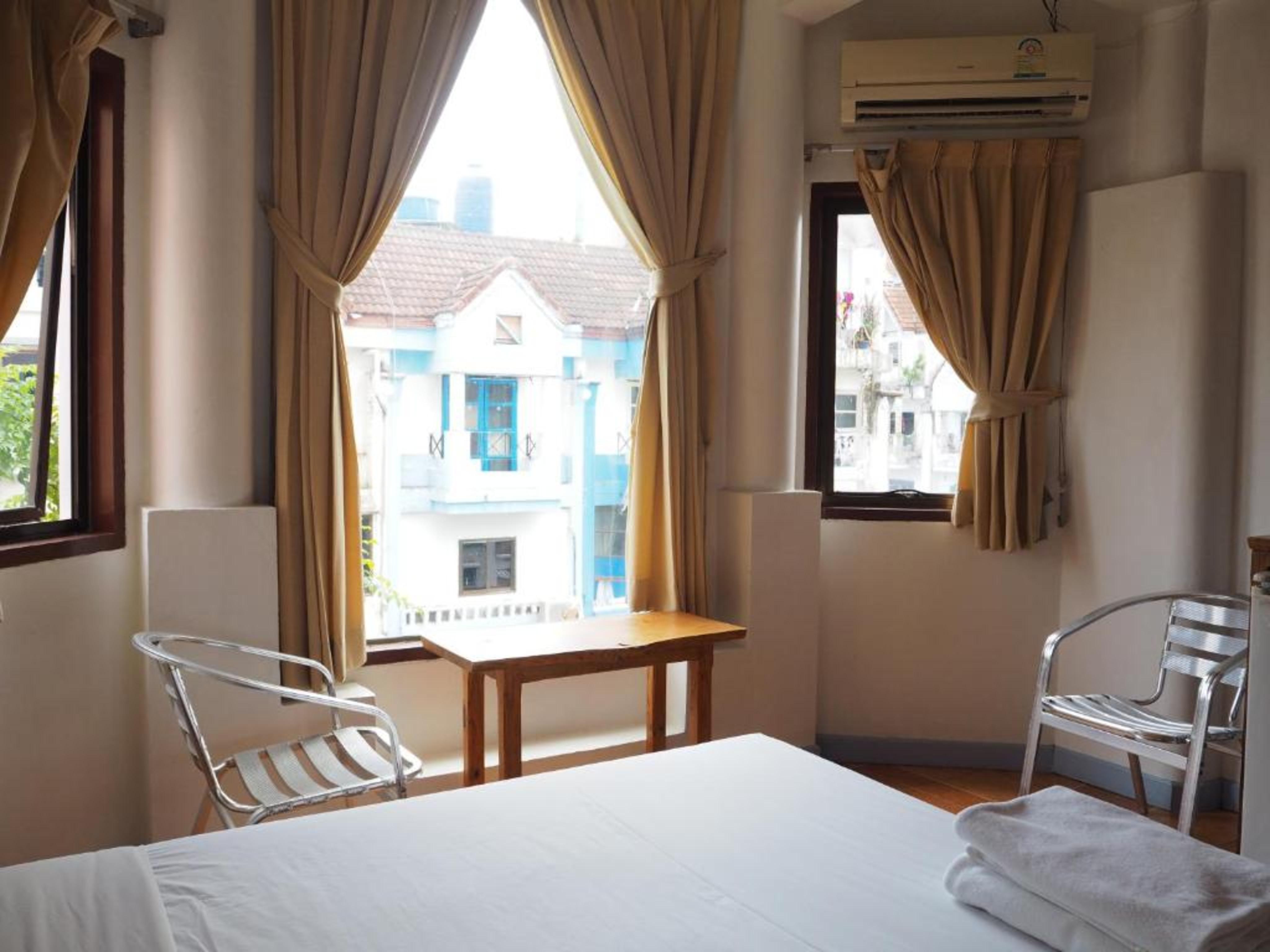 Relax Guesthouse Patong Dış mekan fotoğraf