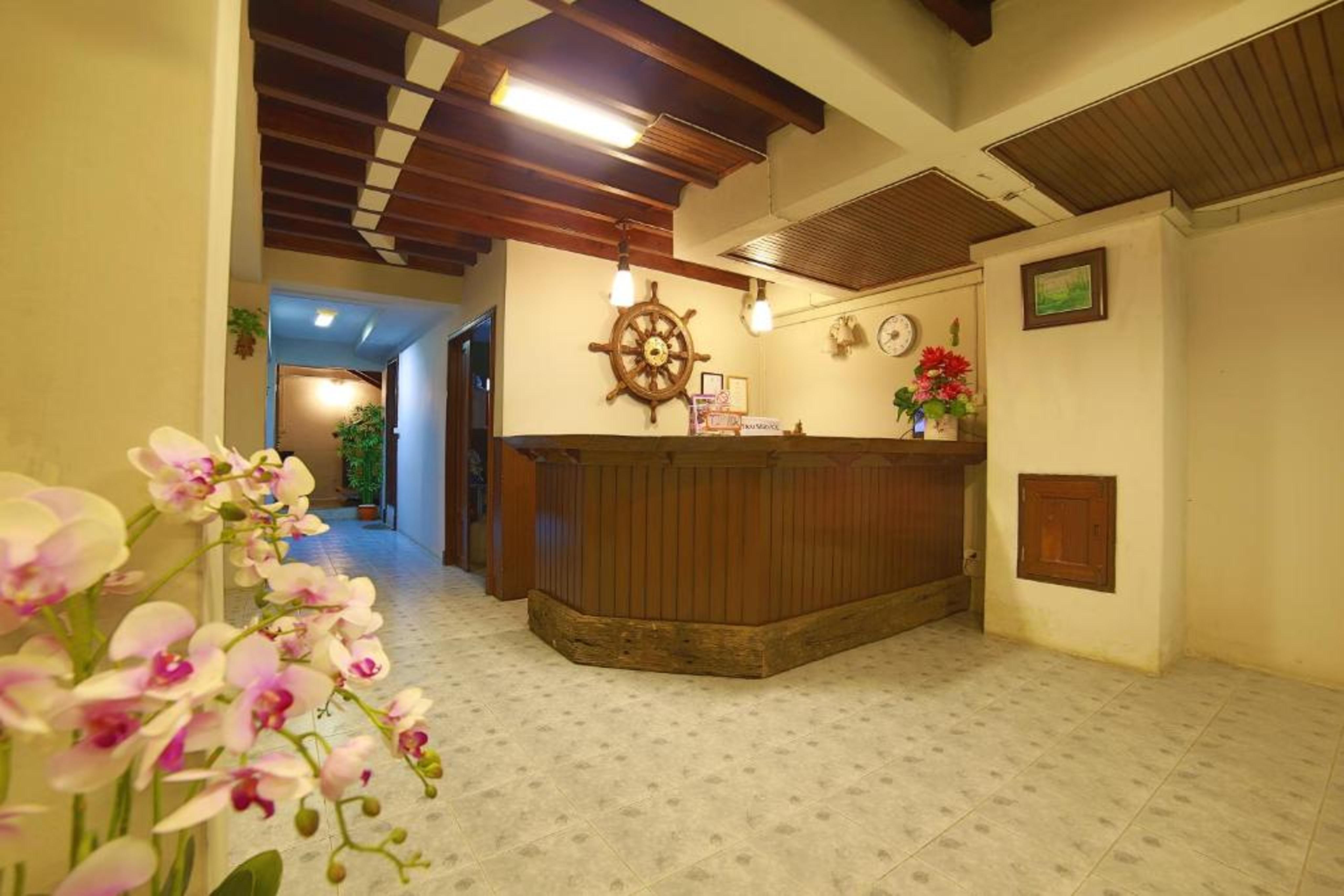 Relax Guesthouse Patong Dış mekan fotoğraf